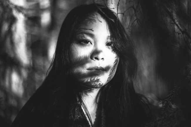 Singer_artist_forest_Klara-10